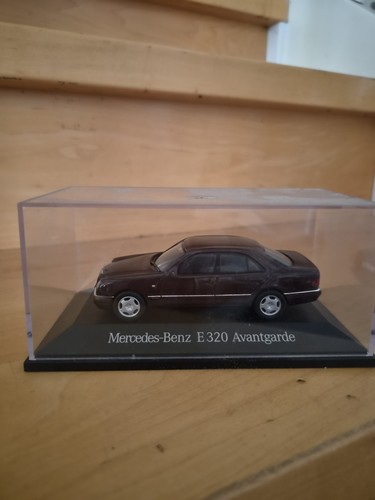 Herpa mercedes benz - herpa, e320